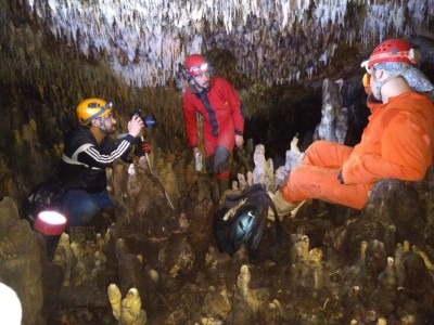 Sırtlanini Mağarası